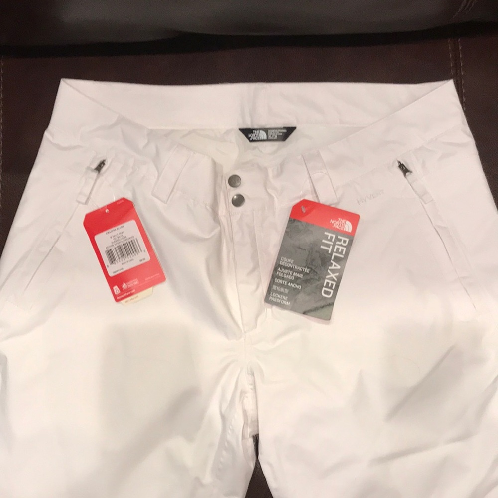 NWT North Face Sally Snow Pant
